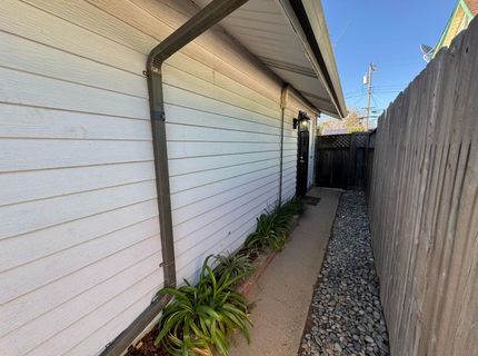 1143 West El Camino Ave, Sacramento, CA 95833 Photo