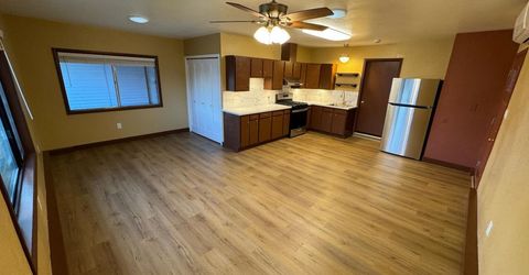 1143 West El Camino Ave, Sacramento, CA 95833 Photo