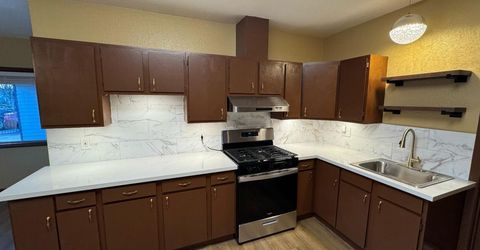 1143 West El Camino Ave, Sacramento, CA 95833 Photo