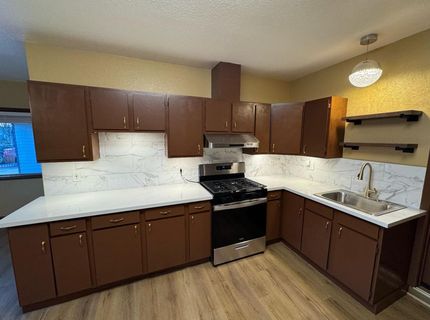 1143 West El Camino Ave, Sacramento, CA 95833 Photo