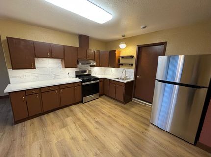 1143 West El Camino Ave, Sacramento, CA 95833 Photo