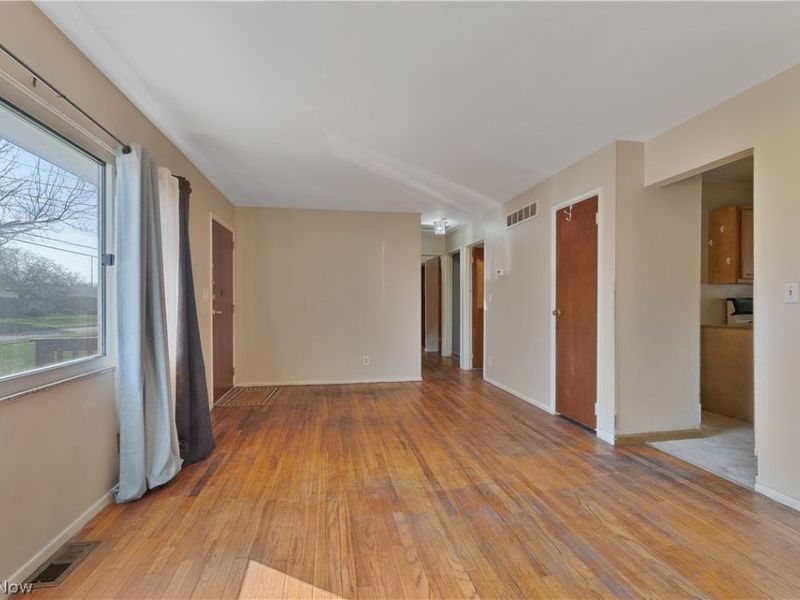 4465 Burkey Road , Austintown, OH 44515 Photo 3