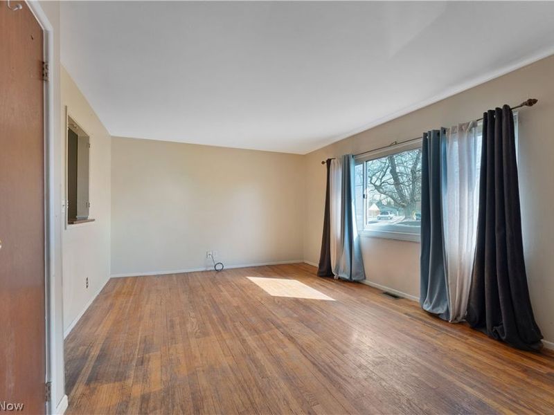 4465 Burkey Road , Austintown, OH 44515 Photo 5