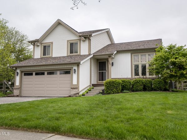 560 Centerfield Drive, Maumee, OH 43537