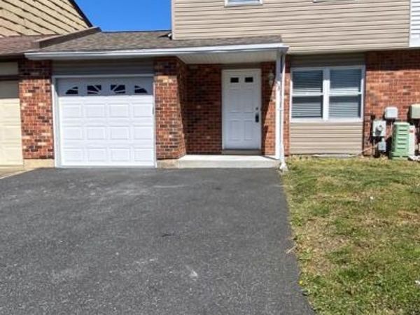 53 BRADLEY DRIVE, NEWARK, DE 19702