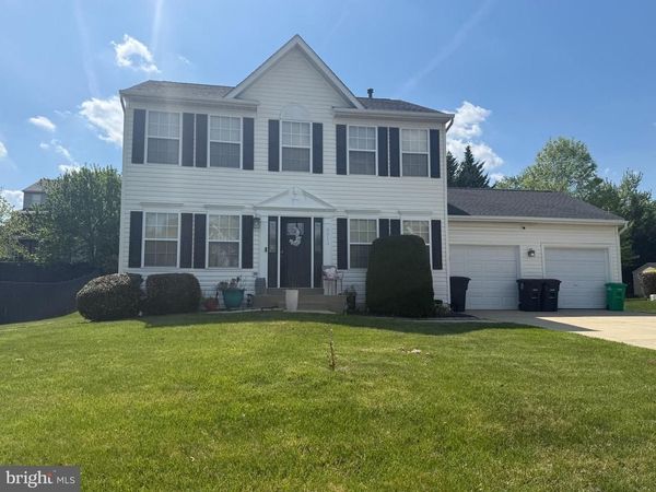 9815 HUMMINGBIRD LANE, UPPER MARLBORO, MD 20772
