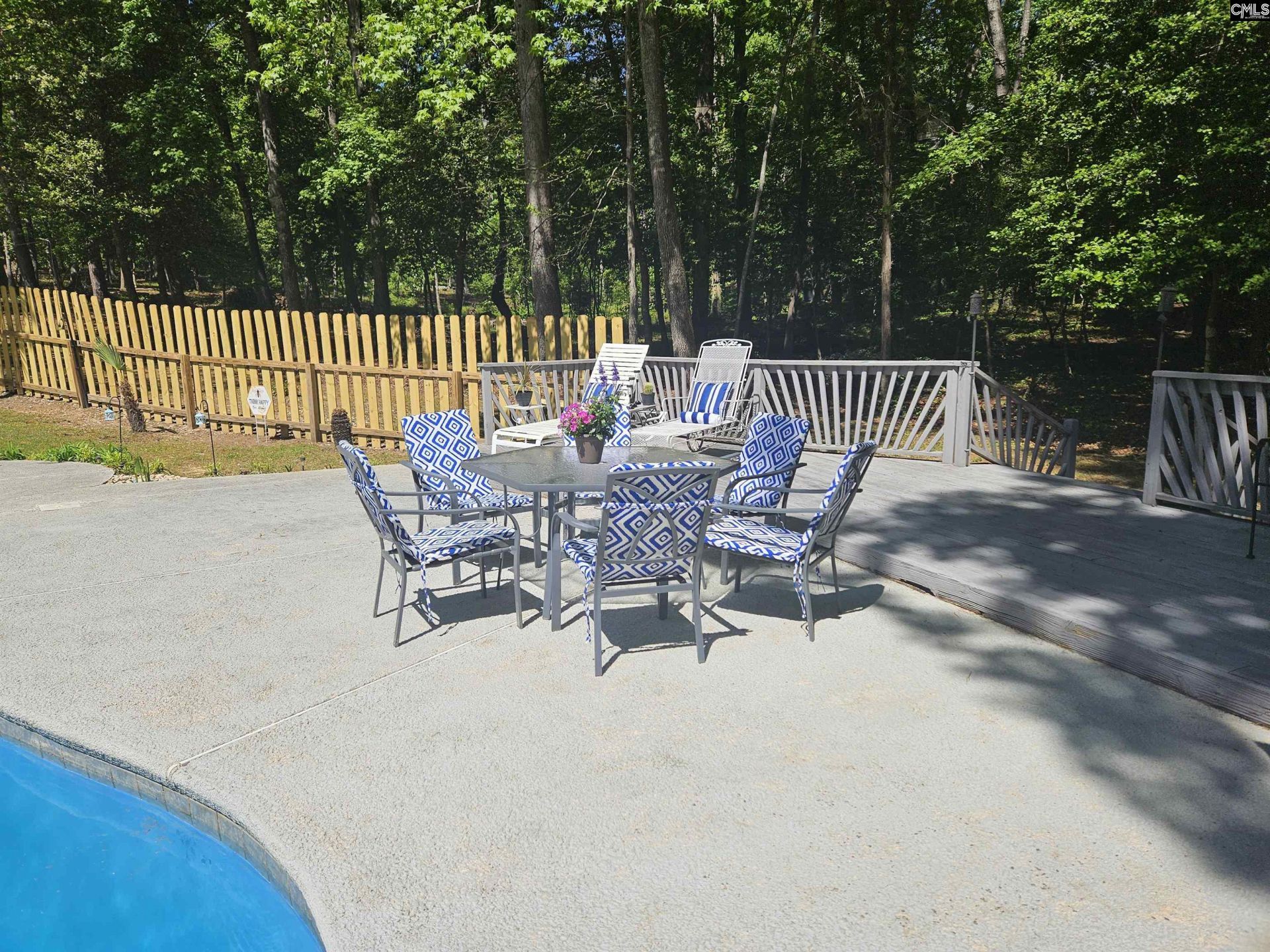 532 Rose Sharon Drive Photo 4