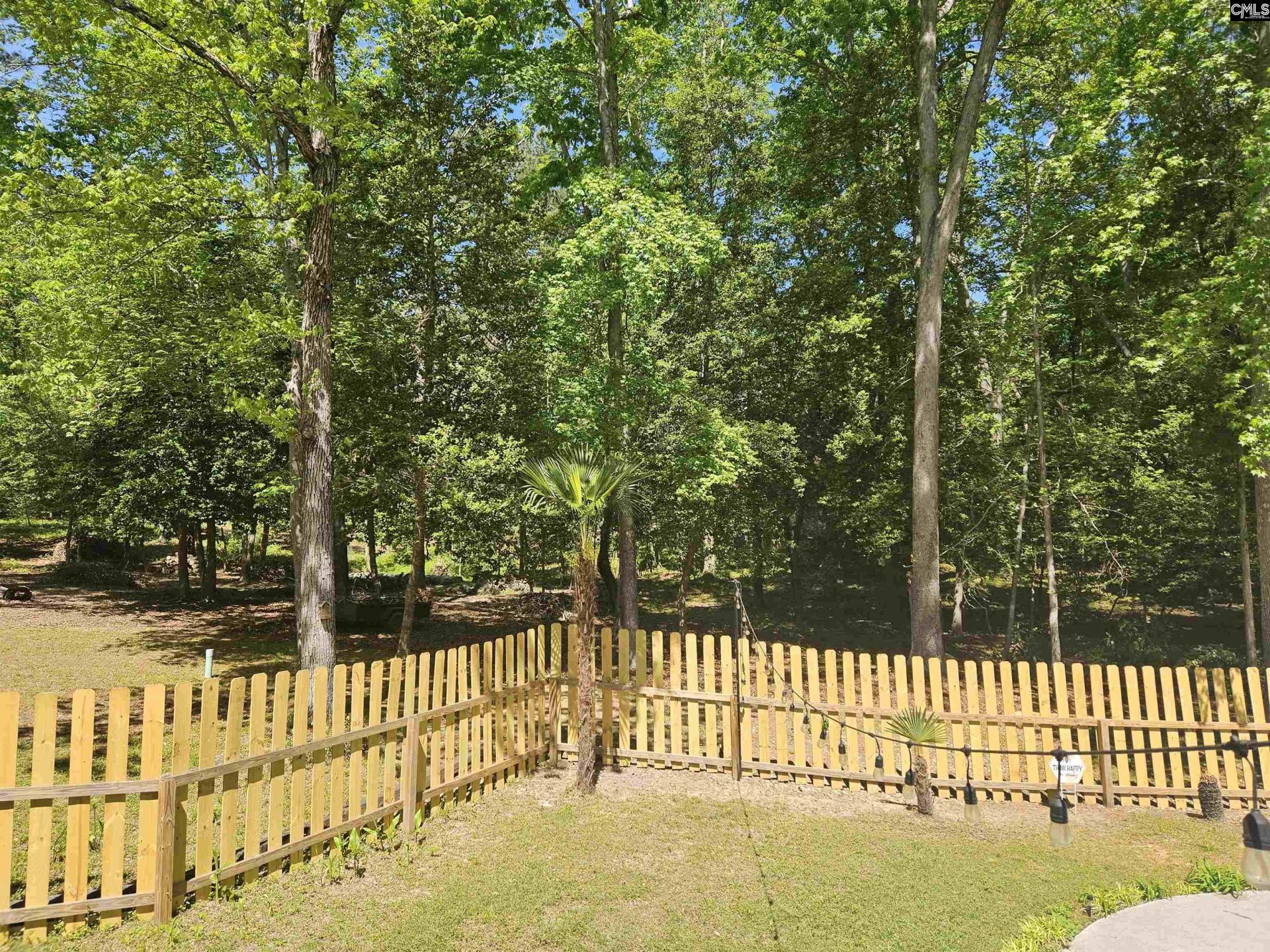 532 Rose Sharon Drive Photo 8