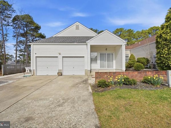 76 SUMMERHILL DRIVE , MANAHAWKIN, NJ 08050