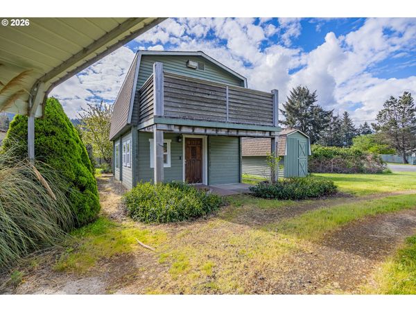 1250 N 3RD AVE, Powers, OR 97466