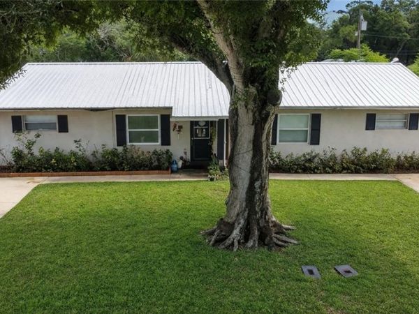 1504 41st Avenue, Vero Beach, FL 32960