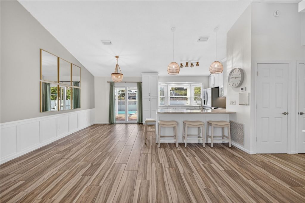 341 11th Avenue, Vero Beach, FL 32962 Photo