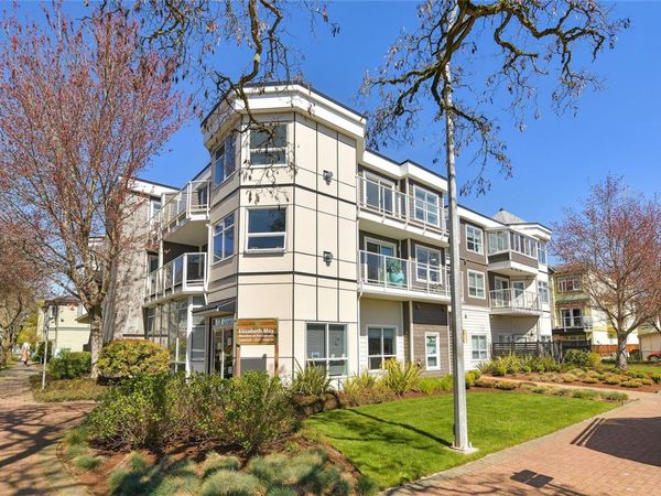 2440 Oakville Ave , Unit 203, Sidney, BC V8L 5Y4