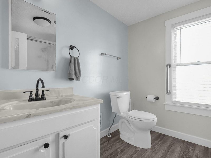 180 W Columbus Street, Pickerington, OH 43147 Photo 16