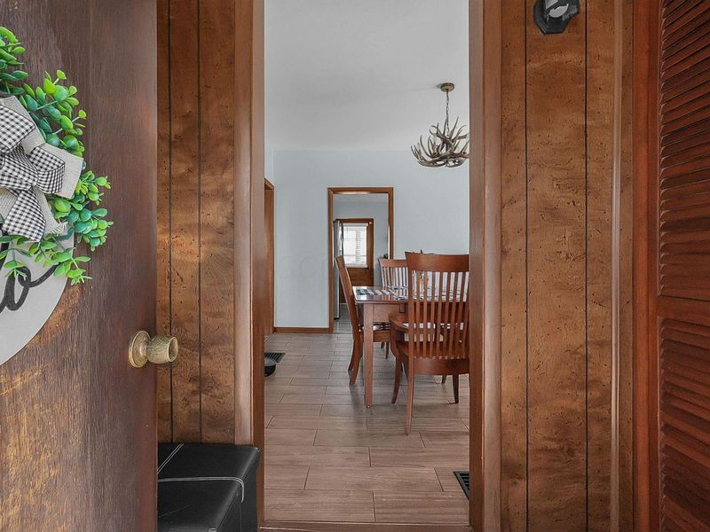 180 W Columbus Street, Pickerington, OH 43147 Photo 5