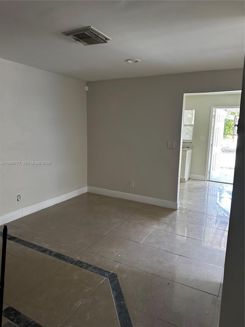 5221 NW 15th Ct, Lauderhill, FL 33313 Photo