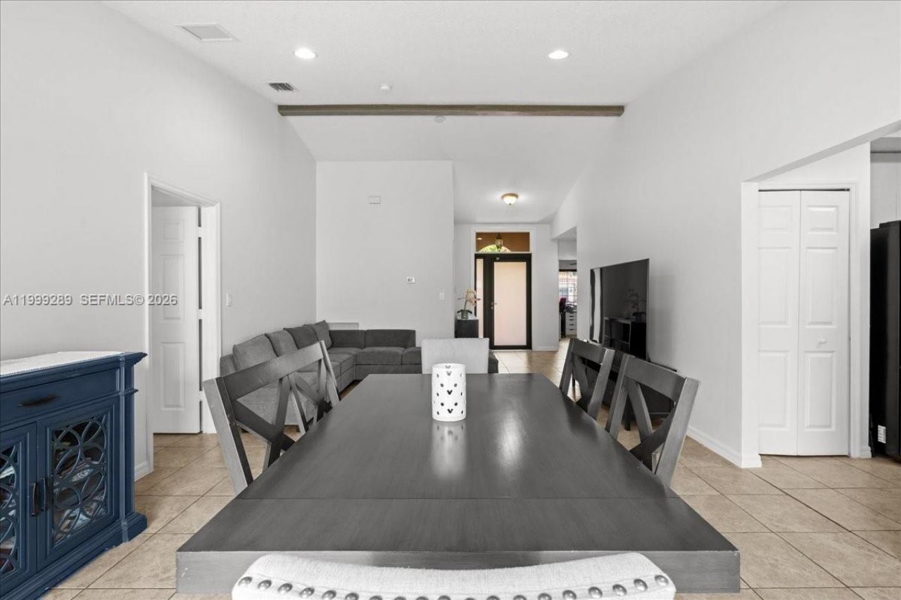 1740 NE 36th Ave , Homestead, FL 33033 Photo