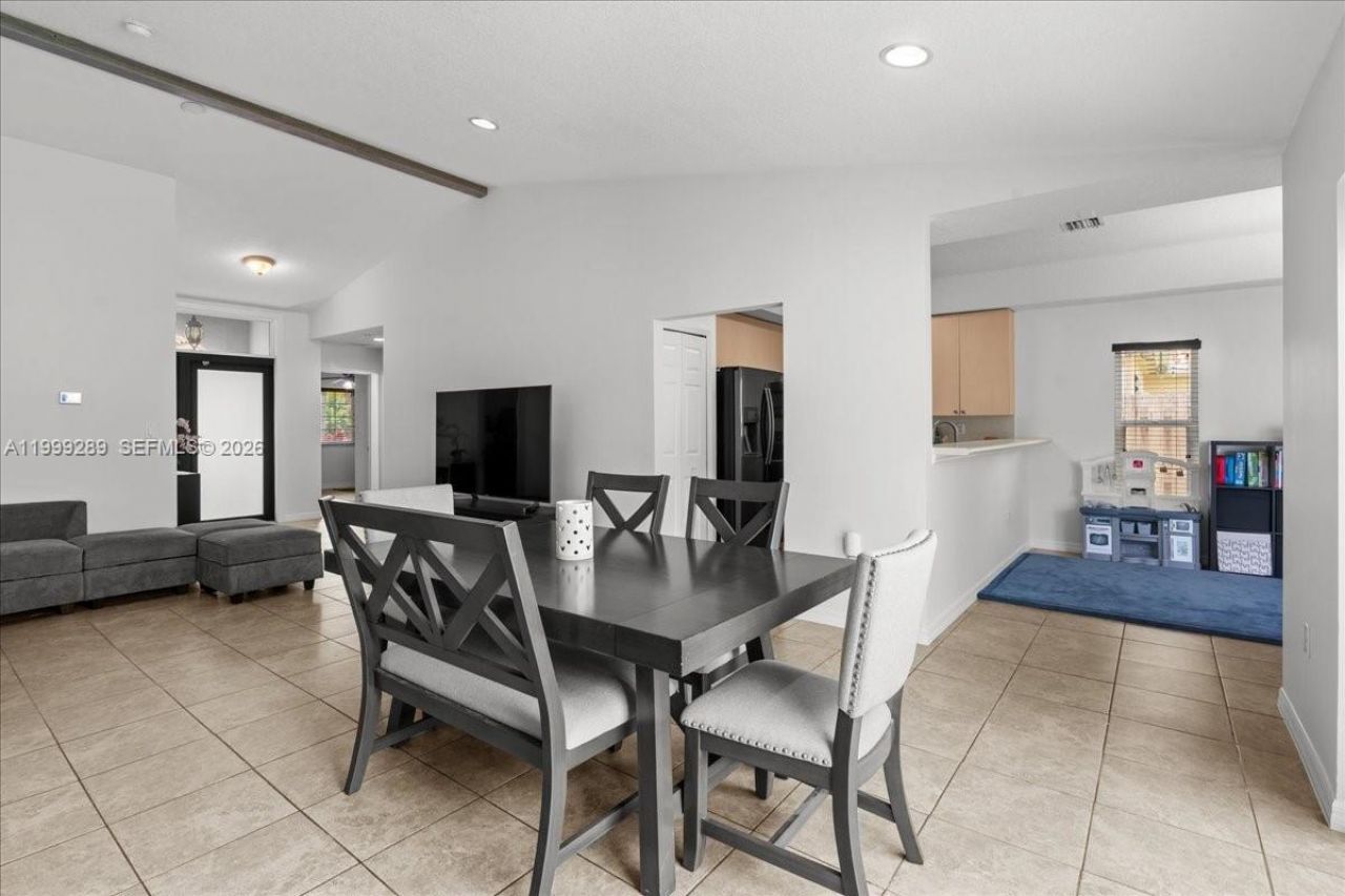 1740 NE 36th Ave , Homestead, FL 33033 Photo