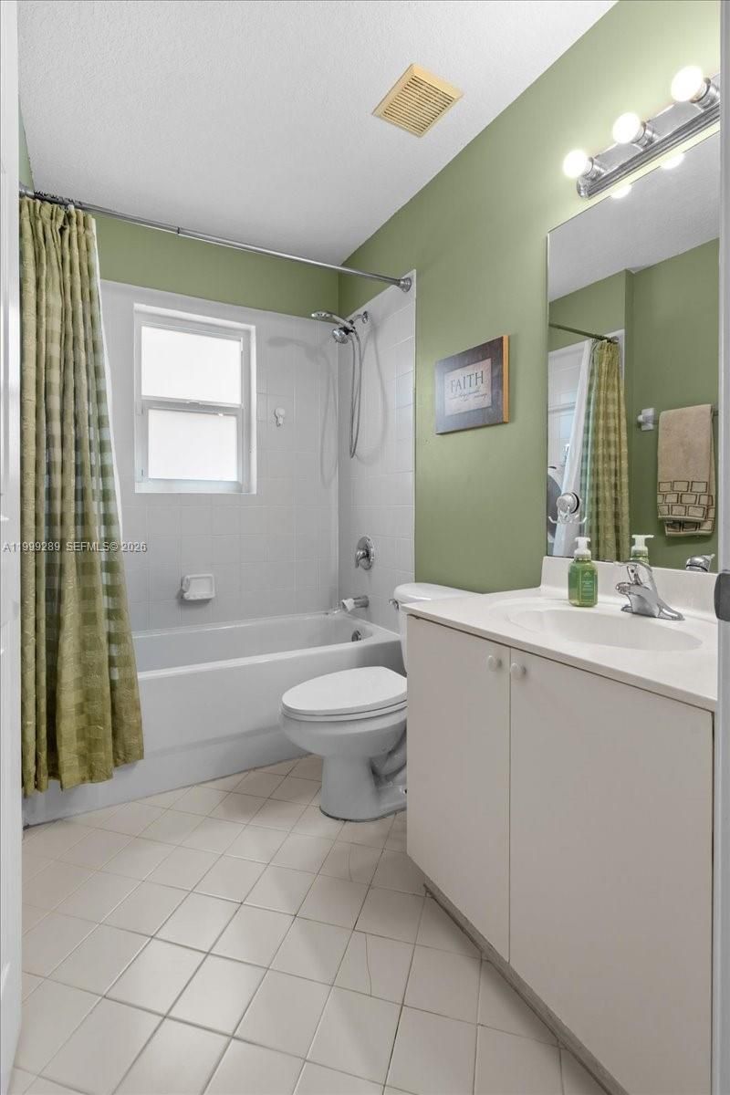 1740 NE 36th Ave , Homestead, FL 33033 Photo