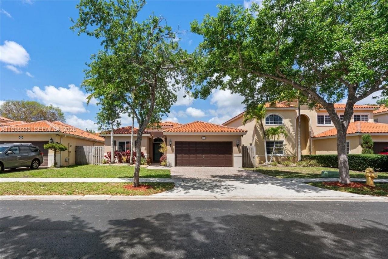 1740 NE 36th Ave , Homestead, FL 33033 Photo