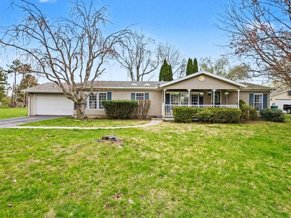 10283 S Arrowhead Drive, Berrien Springs, MI 49103