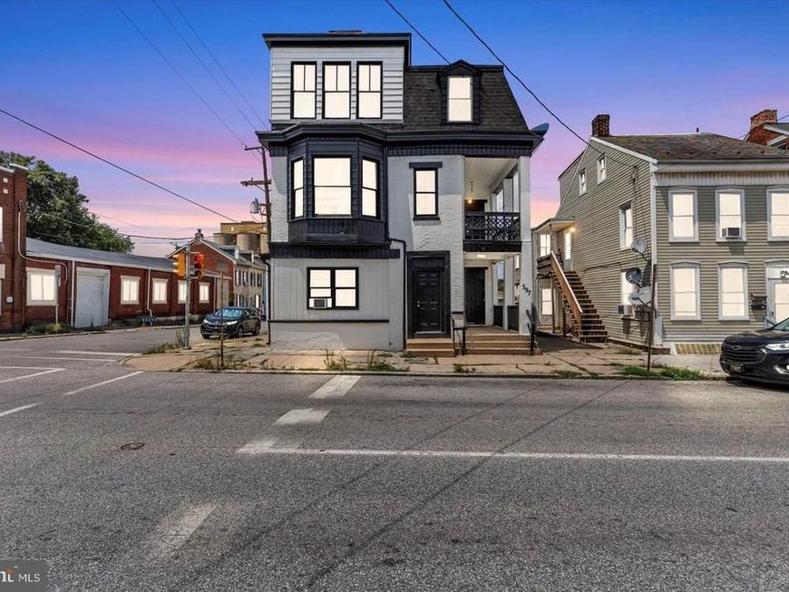 597 W Philadelphia Street, York, PA 17403 Main Photo