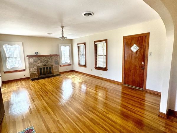 2106 STEVES AVE, San Antonio, TX 78210