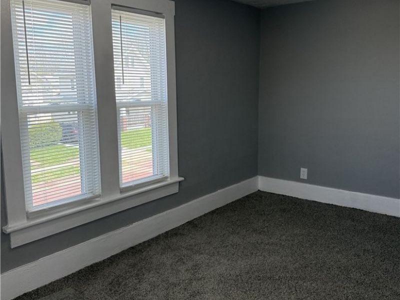 390 Cole Avenue , Akron, OH 44301 Photo 12