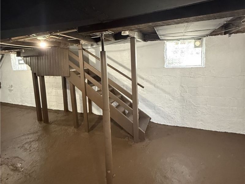 390 Cole Avenue , Akron, OH 44301 Photo 21