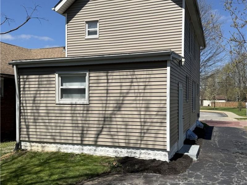 390 Cole Avenue , Akron, OH 44301 Photo 28