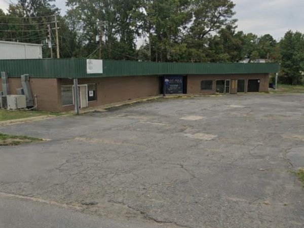 3710 Camden Road , Pine Bluff, AR 71603