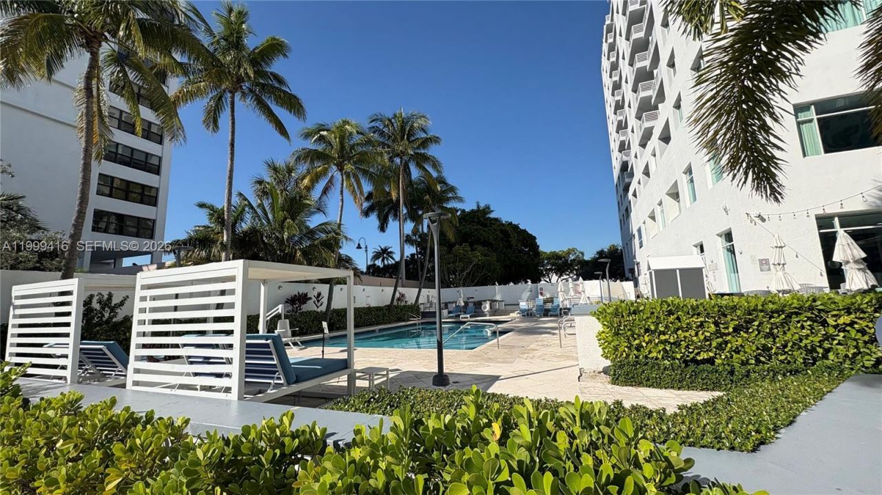 2670 E Sunrise Blvd, Unit 309, Fort Lauderdale, FL 33304 Photo