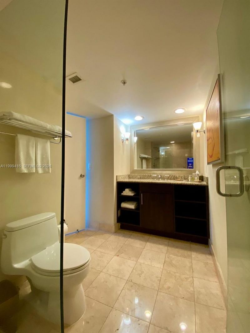2670 E Sunrise Blvd, Unit 309, Fort Lauderdale, FL 33304 Photo