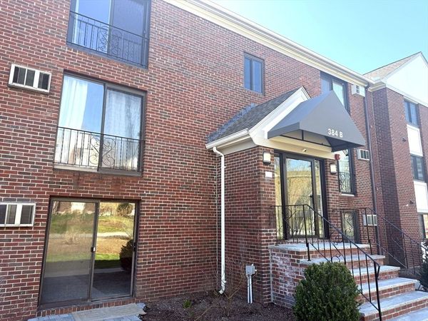 384 Great Rd, Unit B102, Acton, MA 01720