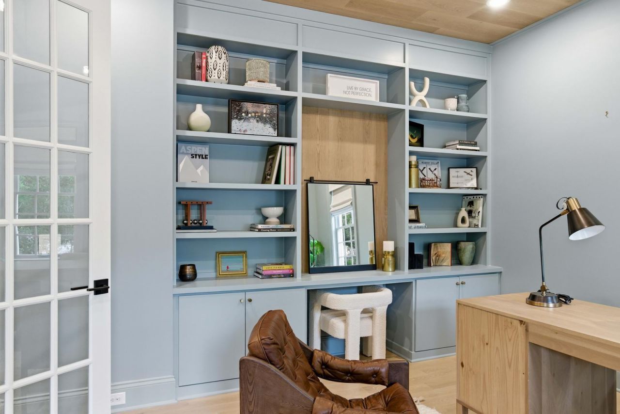 217 King George Street Photo 10