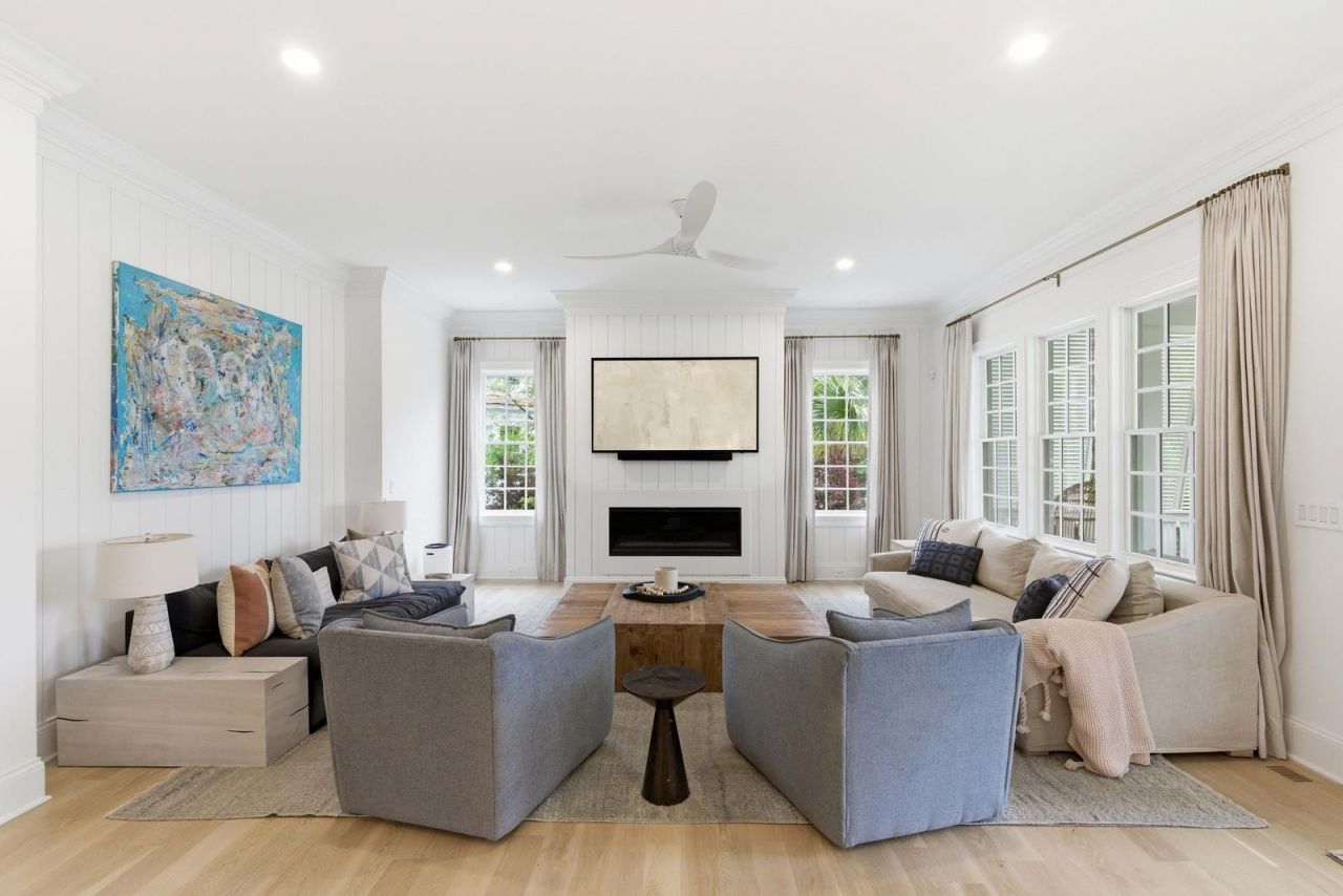 217 King George Street Photo 14