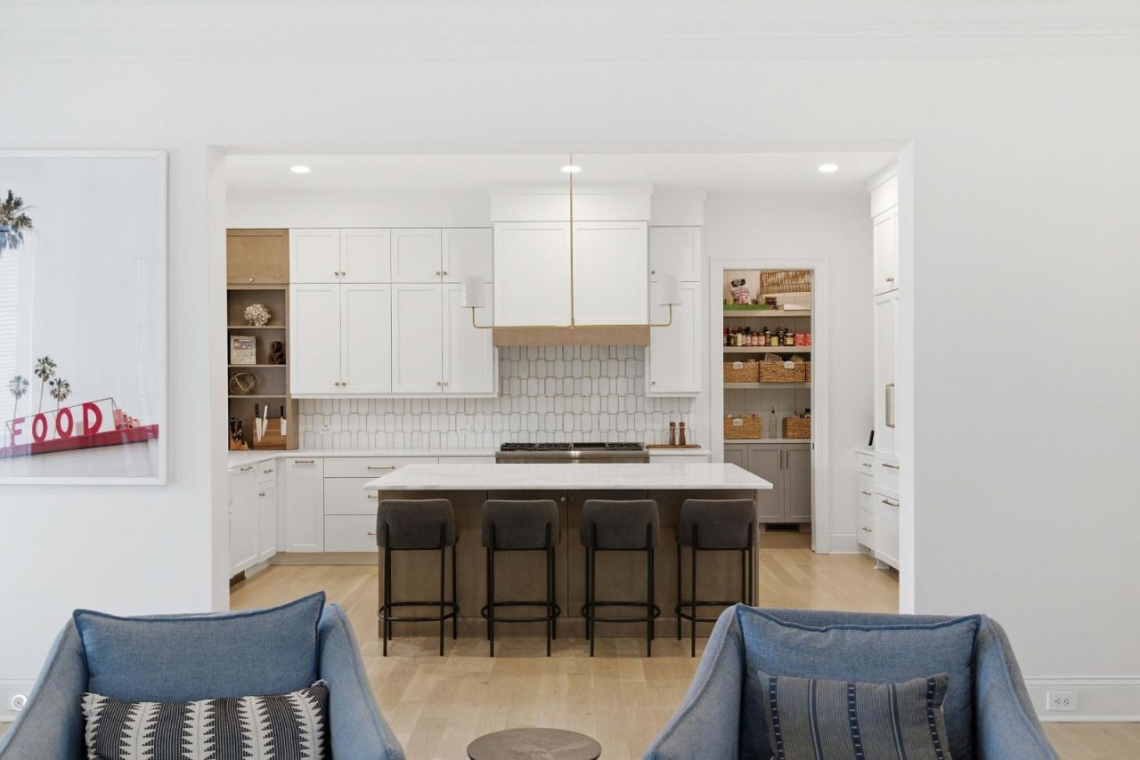 217 King George Street Photo 16