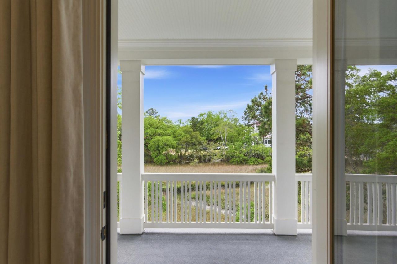 217 King George Street Photo 41