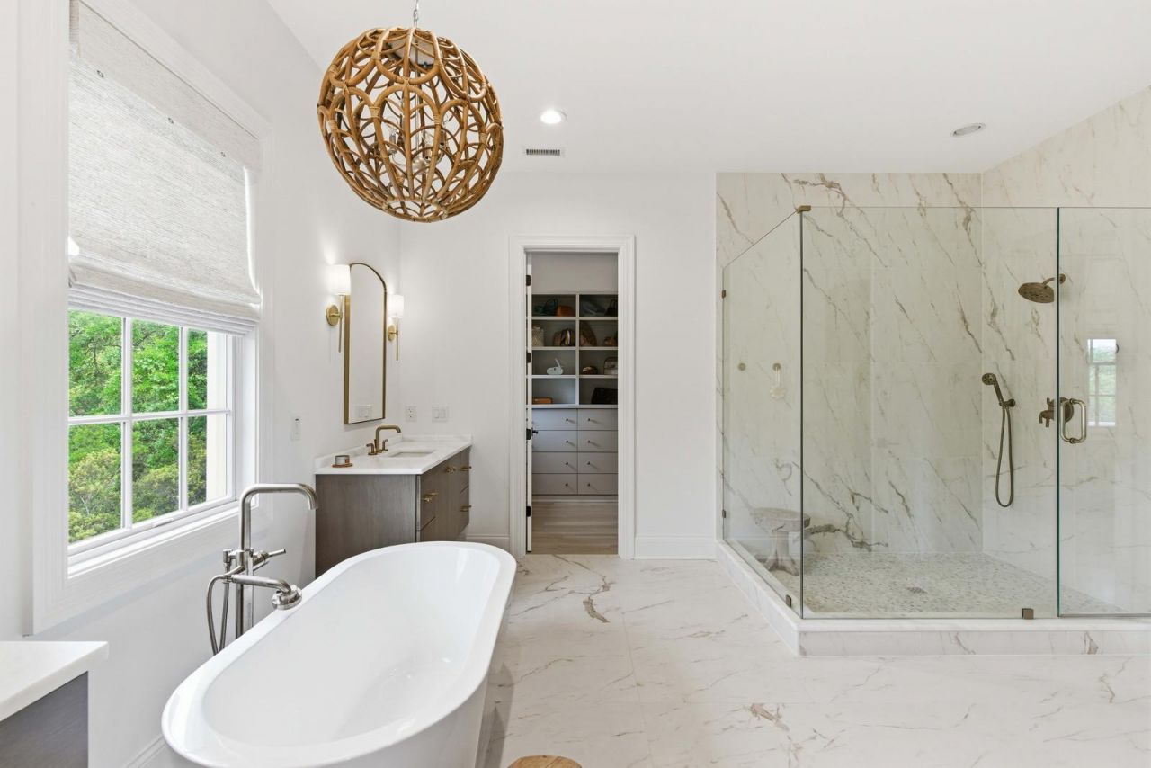 217 King George Street Photo 46