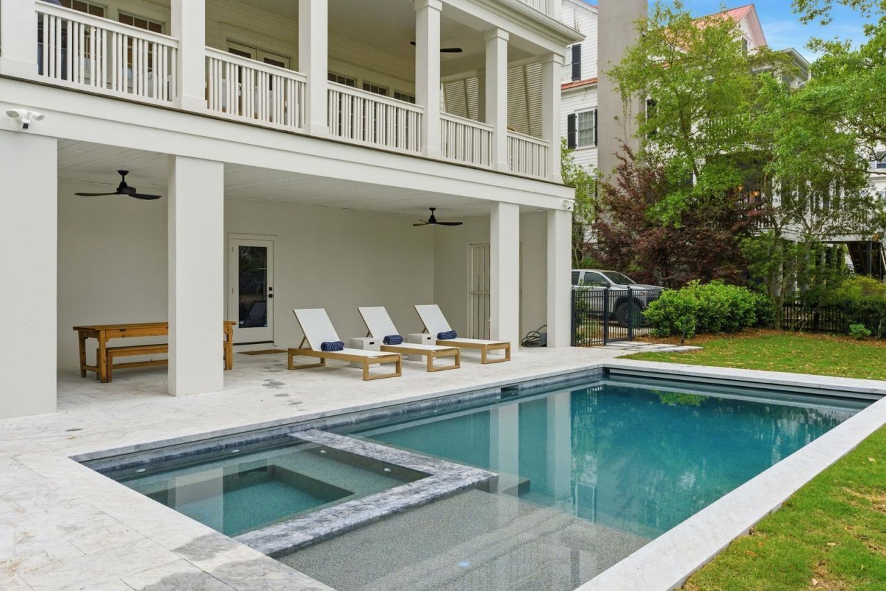 217 King George Street Photo 69