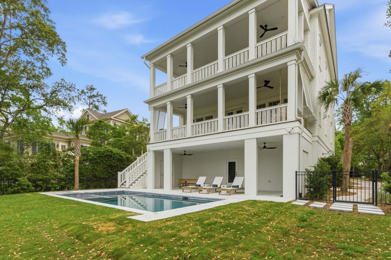 217 King George Street Photo 71