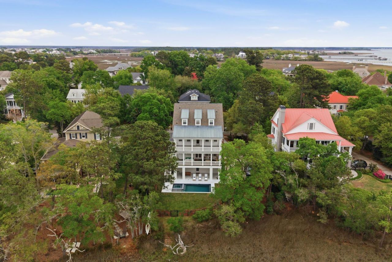 217 King George Street Photo 79