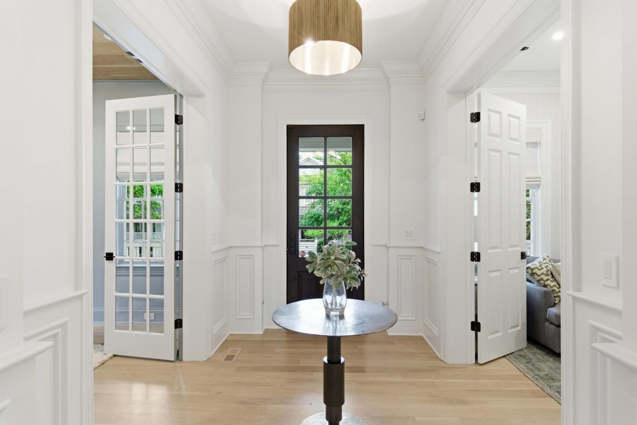 217 King George Street Photo 8