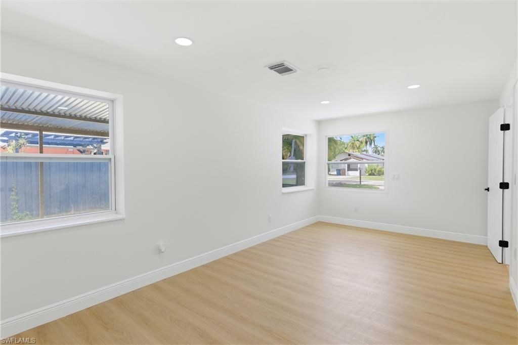 363 New York Dr, Fort Myers, FL 33905 Photo