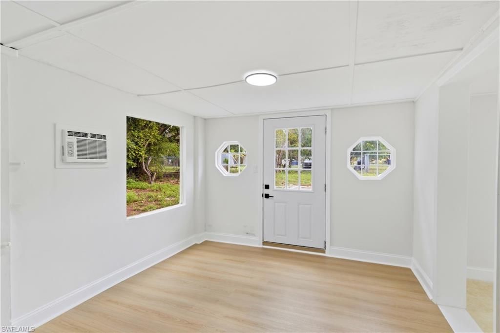 363 New York Dr, Fort Myers, FL 33905 Photo