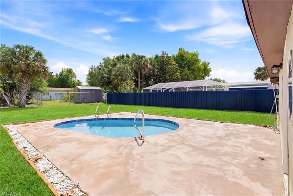 363 New York Dr, Fort Myers, FL 33905 Photo