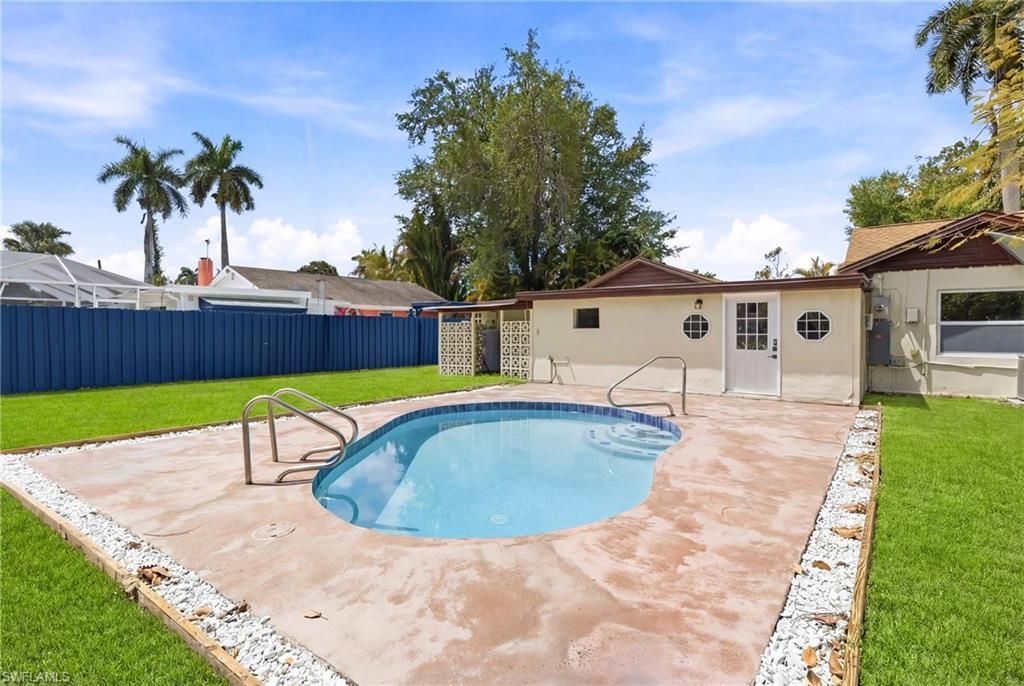 363 New York Dr, Fort Myers, FL 33905 Photo
