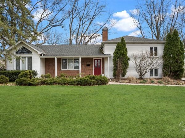 1120 N Brainard Street , Naperville, IL 60563