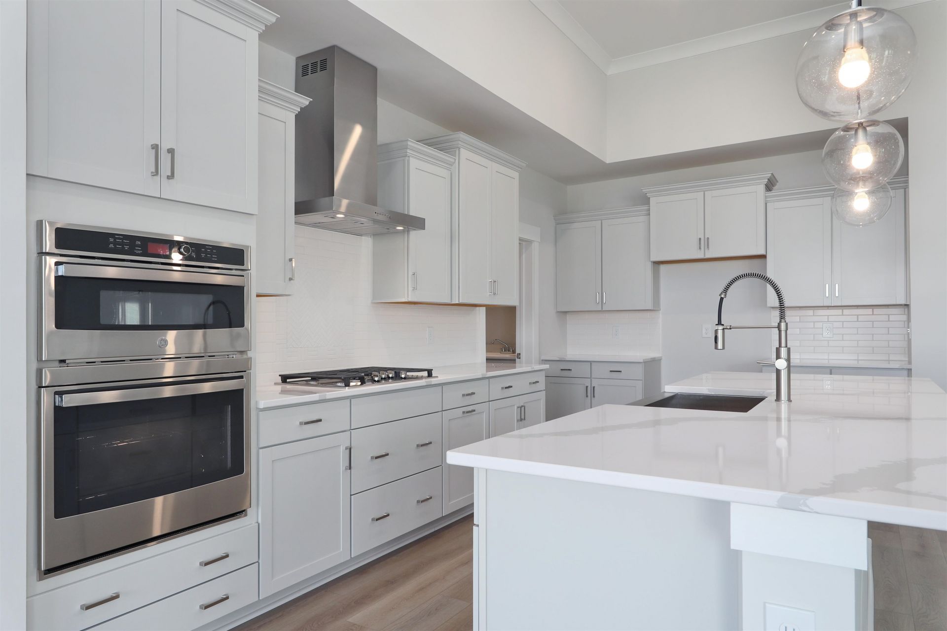 6281 Zoe Way Photo 8