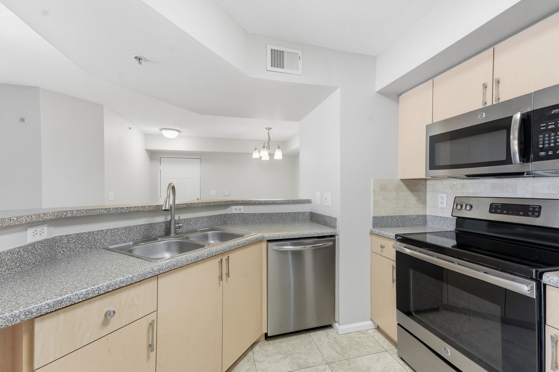 3790 NW Mediterranean Lane, Unit 303, Jensen Beach, FL 34957 Photo